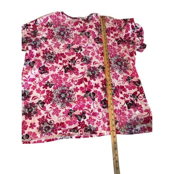 Peaches Uniforms Womens Floral Butterfly Print Scrub Top Short Sleeve V-Neck - Picture 6 of 6